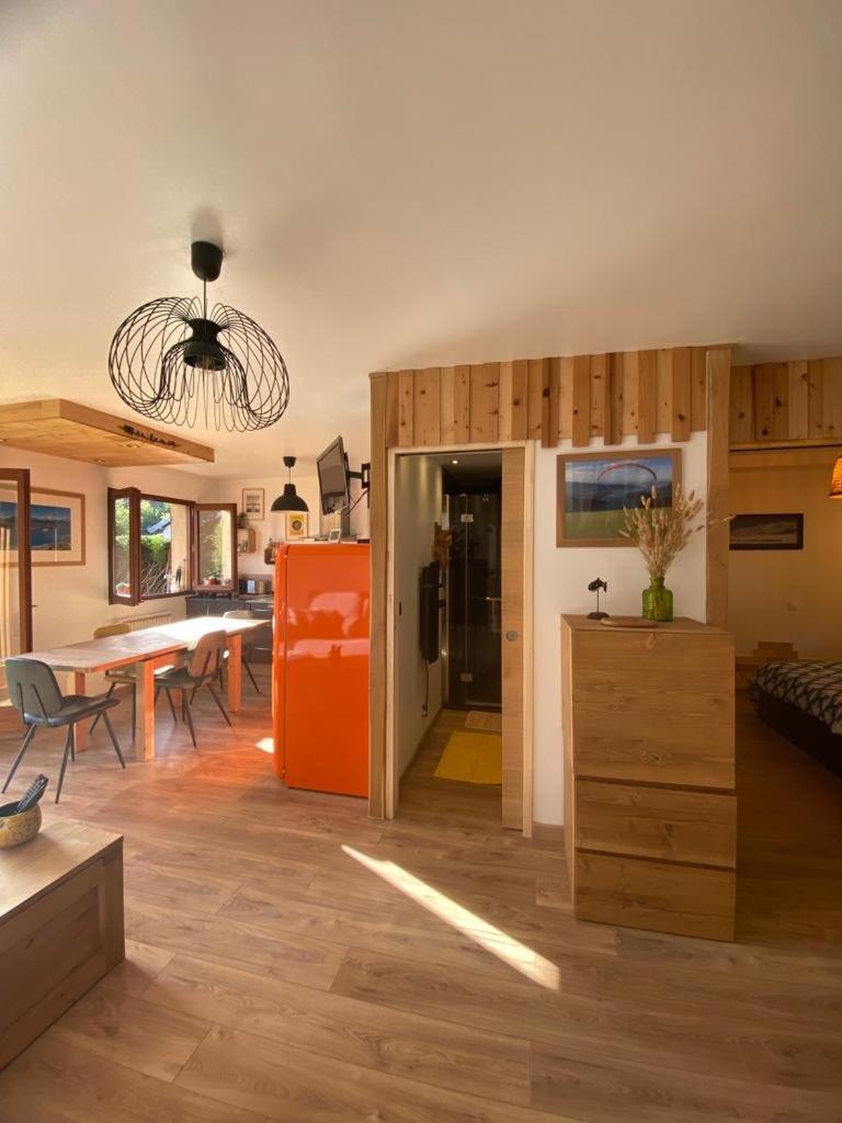 Appartement Au Calme Avec Vue Sur Les Montagnes. Sévrier Екстериор снимка